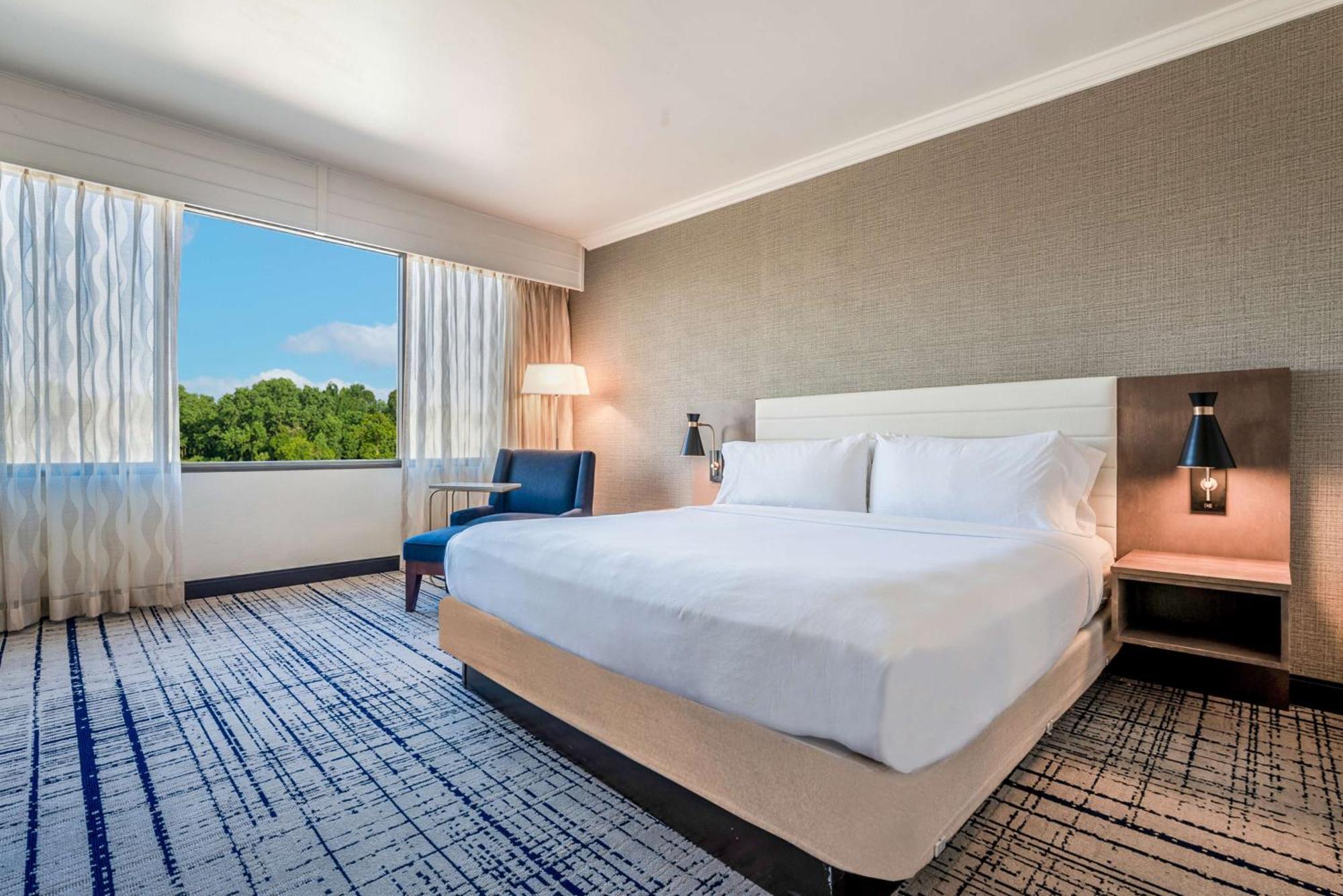Hotel Doubletree By Hilton South Charlotte Tyvola Exterior foto